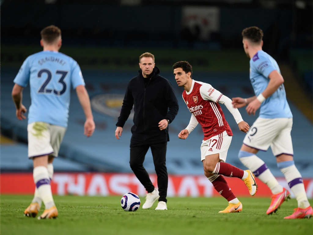 43岁阿尔特塔5年豪掷8亿欧,仅获1足总杯,四大皆空再引争议:该走人了吗? 43岁阿尔特塔5年豪掷8亿欧,仅获1足总杯,四大皆空再引争议:该走人了吗?